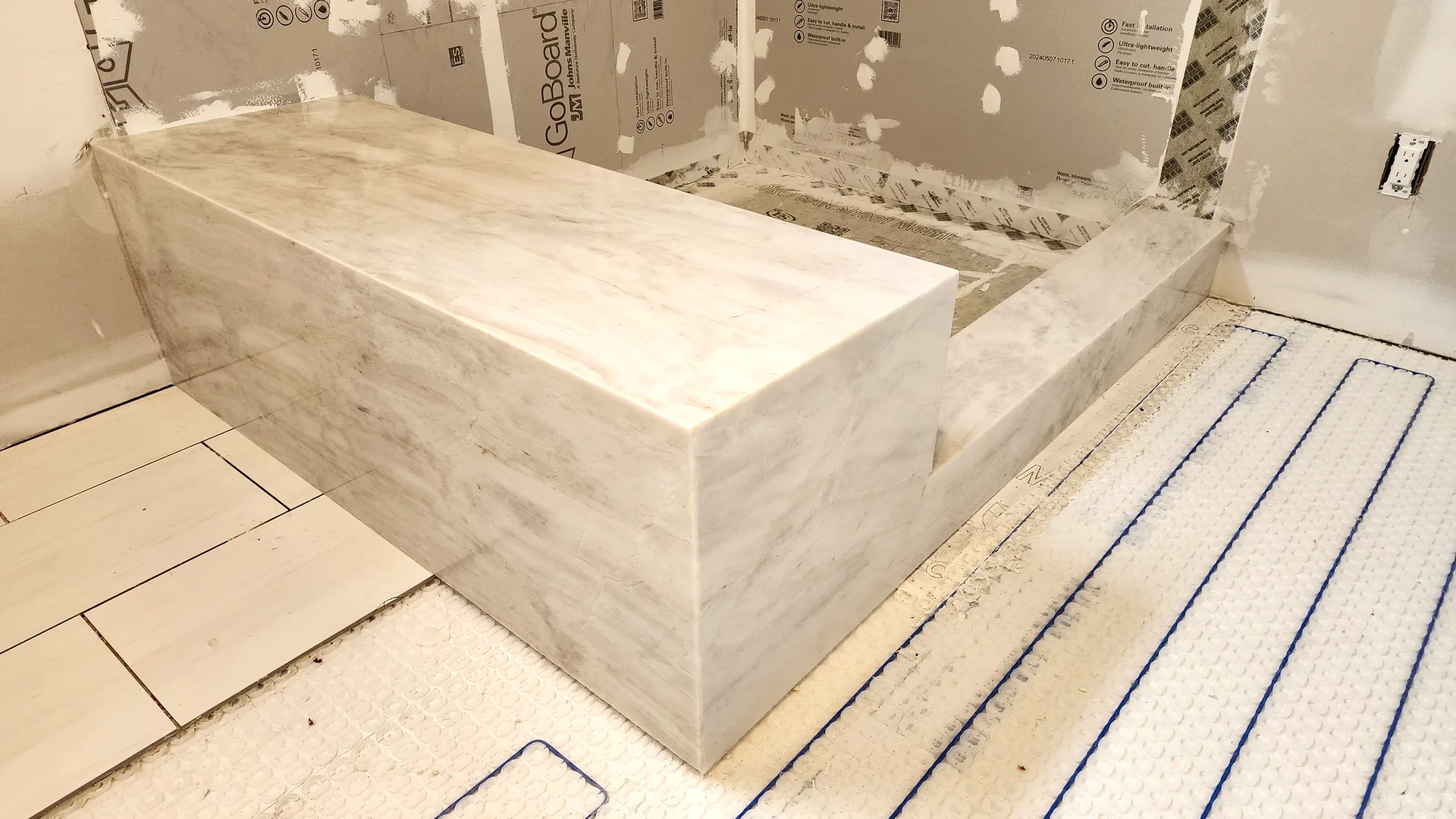 Integrated Backsplash