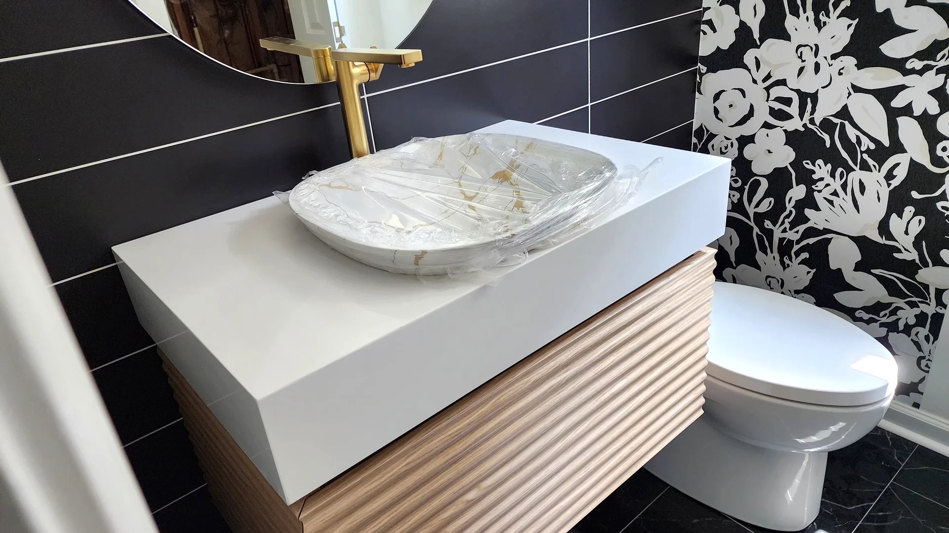 High Contrast Design