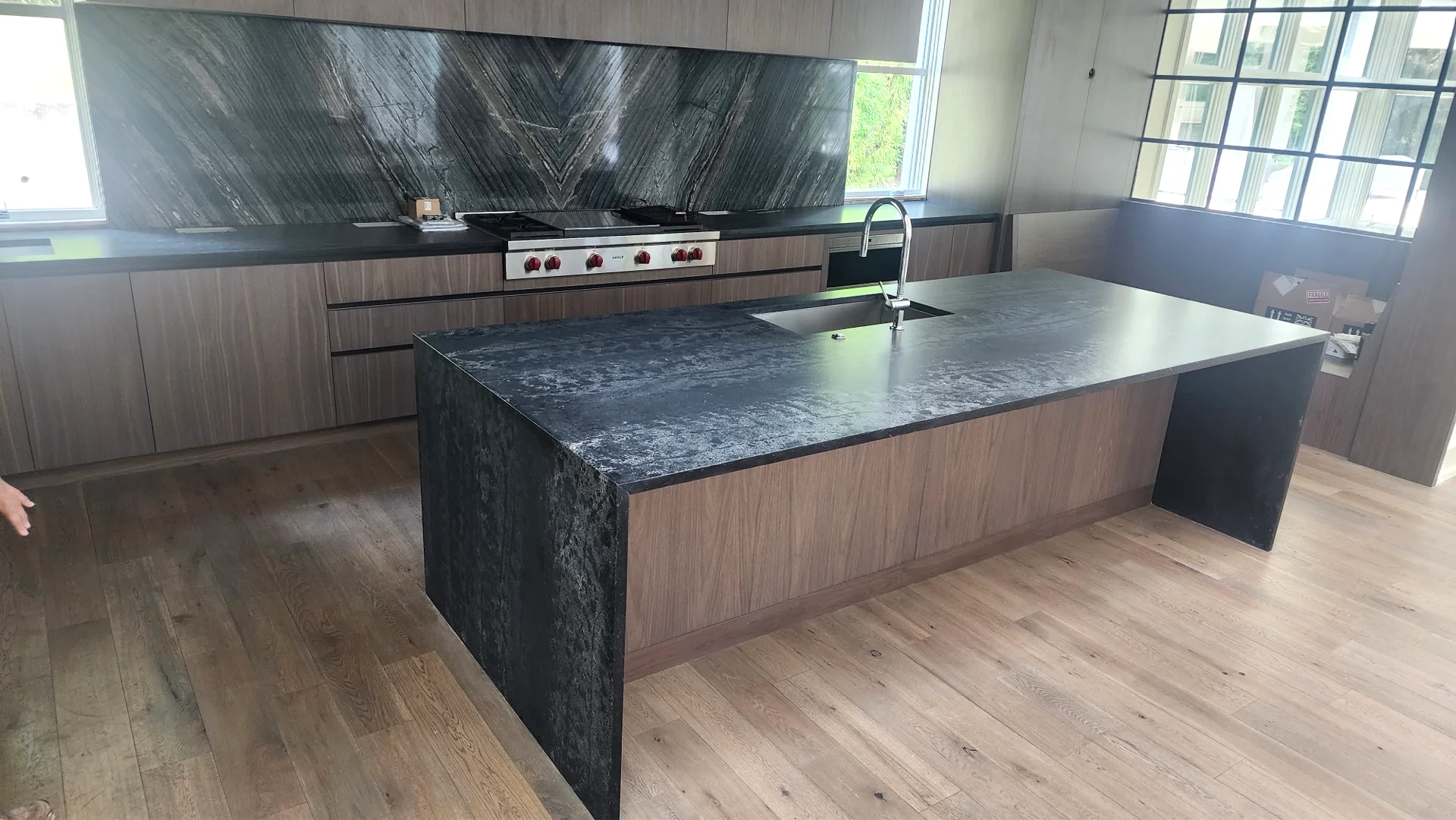 Contemporary Kitchen